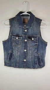 MAURICES NWT Button Down Blue Denim Raw Hem Jean Jacket Vest Women's Size M - Picture 1 of 10