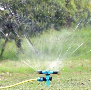 360° Rotating Garden Sprinkler Adjustable Lawn Sprinkler for Large Area Coverage - Picture 1 of 7