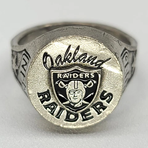 ⭐ Oakland Raiders NFL Football Pewter Souvenir Collector Ring Cover