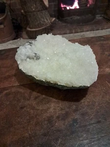 2.4kg Natural Beautiful White Quartz Crystal Cluster Geode Mineral Specimen - Picture 1 of 11