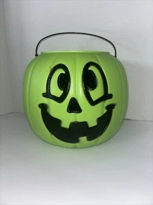 Vintage: General Foam Plastic Blow Mold :Pumpkin Halloween Bucket : Green : USA - Picture 1 of 9