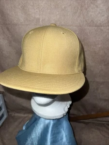 Lids 7 1/4 Khaki Tan Baseball Cap Fitted  - Picture 1 of 5