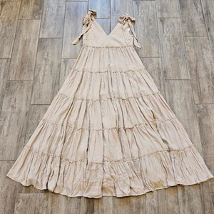 Love Bonito Dress Womens XS US 2 Tiered Maxi Bow Ribbon V Neck Nude Cream NEW - Picture 1 of 10