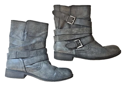 Botines Madden Girl “Cullenn” Gris Envejecido Hebilla Correas Mujer Talla 9M  Foto 1 de 4