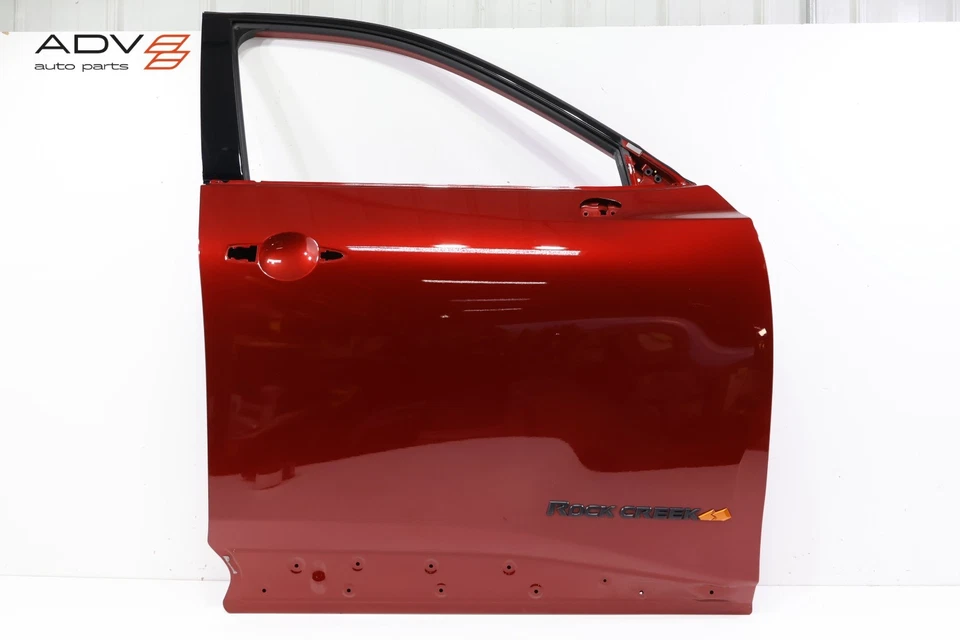 Nissan Pathfinder 2022-2025 panel de carcasa de puerta del lado del pasajero delantero derecho OEM Foto 1 de 4