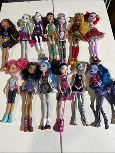 Monster High Doll Lot of 13 - Picture 1 of 11