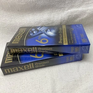 2 Cintas de Video VHS T-120 en Blanco Maxell Grado Premium 6 Horas VCR - NUEVAS SELLADAS - Imagen 1 de 4