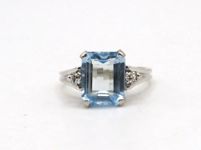 ANILLO DE ORO BLANCO 14k para dama con aguamarina cuadrada y 2 diamantes talla única talla 6 * Foto 1 de 4