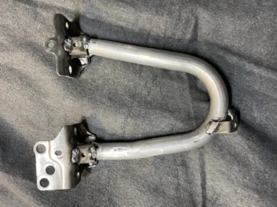 Mazda MX-5 ND Kopfstützen Bügel Überrollbügel links original  - Bild 1 von 2