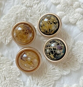 5pcs 20mm Gold border clear resin gold leaf round clothing shank button earrings - Picture 1 of 3