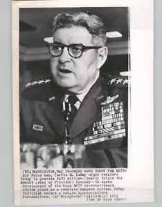 AERONAUTICA MILITARE Capo di Stato Maggiore Generale CURTIS LEMAY Ritratto Vintage 1962 Stampa Foto - Foto 1 di 2