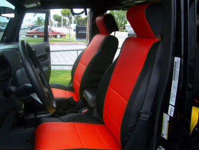 CUBIERTA ASIENTO DELANTERO PERSONALIZADA JEEP WRANGLER JK 4 PUERTAS 2007-10 NEGRO/ROJO TIPO CUERO Foto 1 de 4