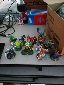 Activision Skylanders - Lot of 11 Figures - Picture 1 of 12