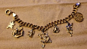 STERLINGSILBER FROSCH BETTELARMBAND MIT 7 CHARMS -- 7" - Bild 1 von 6