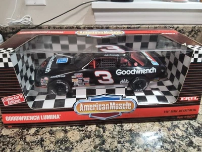 1992 ERTL Nascar 1/18 Dale Earnhardt #3 GM Goodwrench - Image 1 of 4