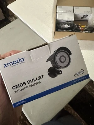 Zmodo CMOS Bullet Outdoor Security Camera 4-Pack New in Box - Image 1 of 4