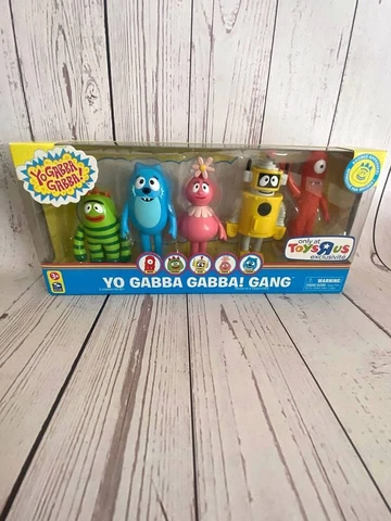 New 2009 YO GABBA GABBA! GANG FIGURES Wildbrain Magic Store Rare Toys R Us Excl Cover