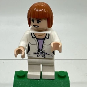 Genuine Lego Claire Dearing Minifigure Jurassic World from 75917 -jw012 - Picture 1 of 6