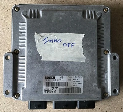 Calculateur décodé IMMO OFF Peugeot 406 2.0 HDI EDC15C2 77 0281010627 9642301880 - Immagine 1 di 2