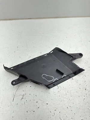 2008-2012 AUDI A4 A5 S4 S5 - Entrada de ar DUTO 8K0129618K/8K0129618J - Imagem 1 de 4