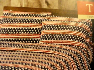 NWT 2 pc~ Pillow Case SET~Patriotic Red off white blue stars stripes Mossy Oak - Picture 1 of 3
