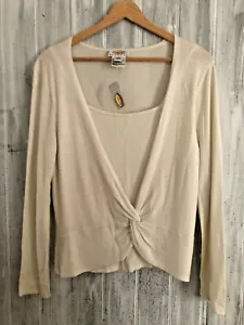 TALBOTS Rayon Ladies Blouse Top Creme Size M Medium Petites - Picture 1 of 8