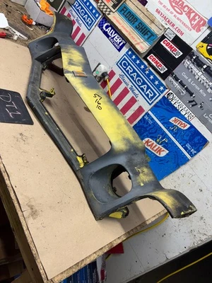 1974 1975 1976 1977 CAMARO PANEL DE CABEZAL MONTAJE REJILLA FARO DELANTERO SEÑAL Foto 1 de 4