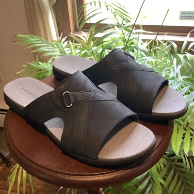 Baretraps WATSY Sandals Women’s Size 9.5M Slip-On Slides Black PLS22 - Image 1 of 4