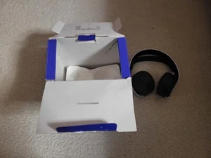 Sony PlayStation Pulse 3D Over the Ear Gaming Headset - White - For PS5 PS4 - Picture 1 of 14