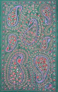 Sofá cama extendida con manta Suzani bordada a mano de seda, cubierta colgante de pared verde - Imagen 1 de 9