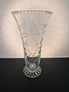ROYAL BRIERLEY CRYSTAL FUCHSIA 8" glass vase - Picture 1 of 9