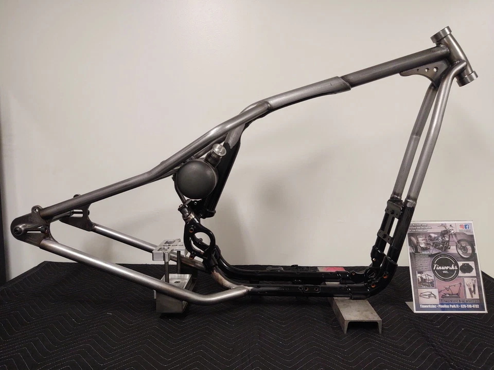 Rastrillo Tinworksinc Sportster 2004-UP 35° cuello de cisne marco rígido asiento abatible hecho en Estados Unidos Foto 1 de 4
