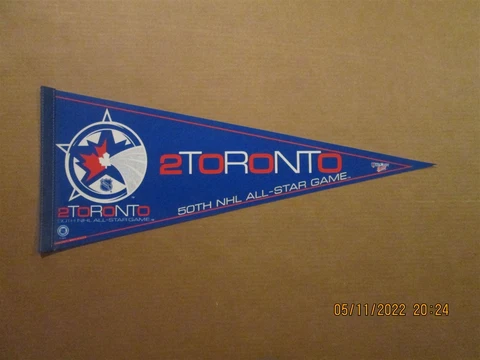 NHL Toronto Maple Leafs Vintage 2000 50TH NHL All Star Game Team Logo Pennant Cover