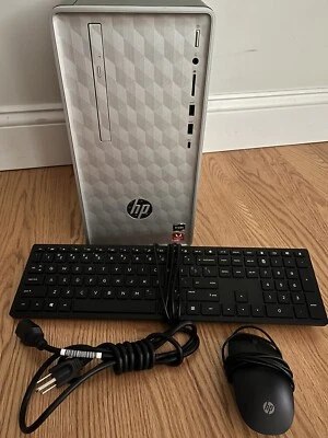 Computadora de escritorio HP Pavilion, AMD Ryzen 3 2200G, 4 GB de RAM, disco duro de 1 TB, Win 10 Foto 1 de 4