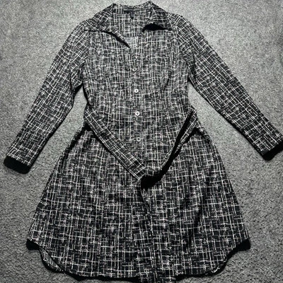 Vestido multicolor con botones manga larga White House Black Market S/P con cinturón Foto 1 de 4