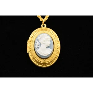 Vintage Medaillon Kamee Anhänger Halskette blau weiß gold leicht NOS 80er BinA1 - Bild 1 von 12