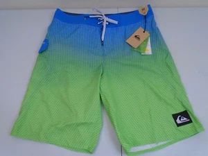 QUIKSILVER Boardshort Men's Size: 30 Mid Length 20" Surf Beach Swim NWT #983 - Picture 1 of 4