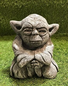 Concrete Yoda Sculpture Garden Lawn Ornament / Star Wars Concrete Stone Figure - Picture 1 of 9