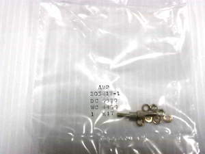 Amplimite (AMP) #205817-1 (#5205817-1 Alt) CONECTOR TORNILLO HEMBRA 2 JUEGOS/BOLSA - Imagen 1 de 4