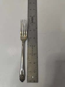 Queen's Lace von International Sterlingsilber Tafelgabel 7 7/8" - Bild 1 von 6