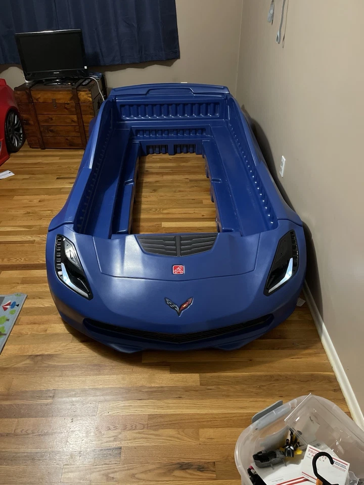 Step2 Corvette Z06 niño pequeño a doble cama rojo con faros Foto 1 de 1