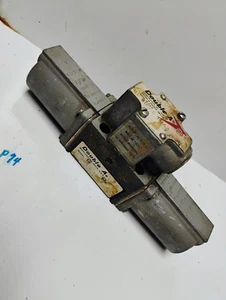 DOUBLE A 0F-005-C-10A2 DIRECTIONAL CONTROL VALVE - Picture 1 of 7