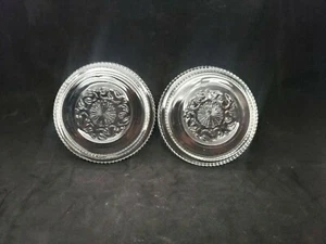 Set of 2 Clear Glass Coasters Featuring Floral Design - Picture 1 of 8