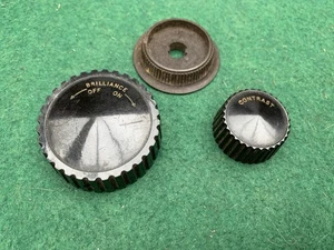 Vintage Pre War Television Bakelite Knobs - Picture 1 of 2