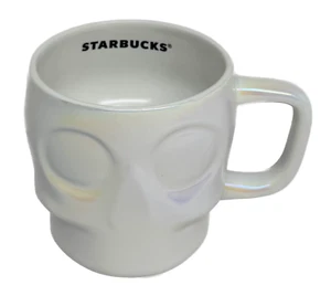 Starbucks 2024 Halloween Iridiscente Blanco 3D Calavera Cerámica Taza Taza 14 OZ - Imagen 1 de 5