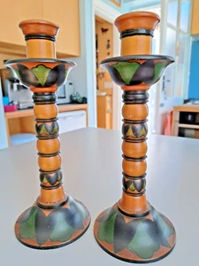 Vintage Folk Art ~ Pair Of Hand Painted, Turned, Wooden Candlesticks ~23 cm Tall - Picture 1 of 16