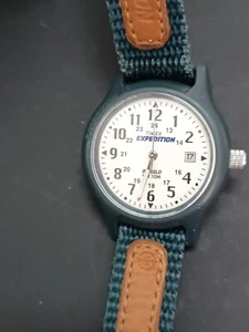 Reloj Timex Expedition Damas Fecha y Función Indiglo Cuero y Nylon Cuarzo - Imagen 1 de 7