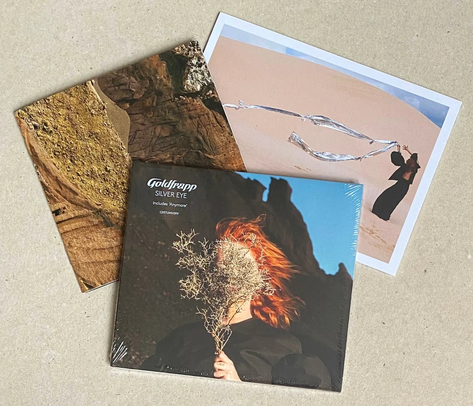 GOLDFRAPP * SILVER EYE * 10 TRK CD w/ SIGNED BOOKLET + POSTCARDS * 1000 ONLY! - Image 1 of 4