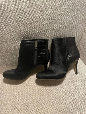 Ann Taylor Size 7 Black Robyn Calf Fur & Embossed Leather Ankle Boot Shoe $248 - Image 1 of 3