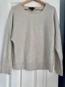 Tahari 100% 2-fädiger Kaschmir Pullover Gr. L elfenbein U-Boot Ausschnitt minimalistisch Capsule weich - Bild 1 von 6